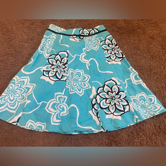 yarns & stitches Dresses & Skirts - Yarns & Stitches Blue Linen A Line Skirt Floral Knee Length Size 8